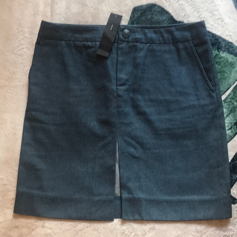 Marc Jacob’s front slit Mini Skirt in rich denim 8 nwt
